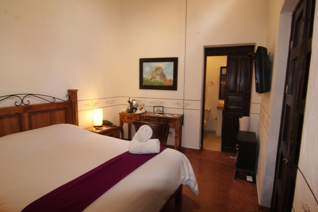 Hotel Villa Del Villar Querétaro Kültér fotó