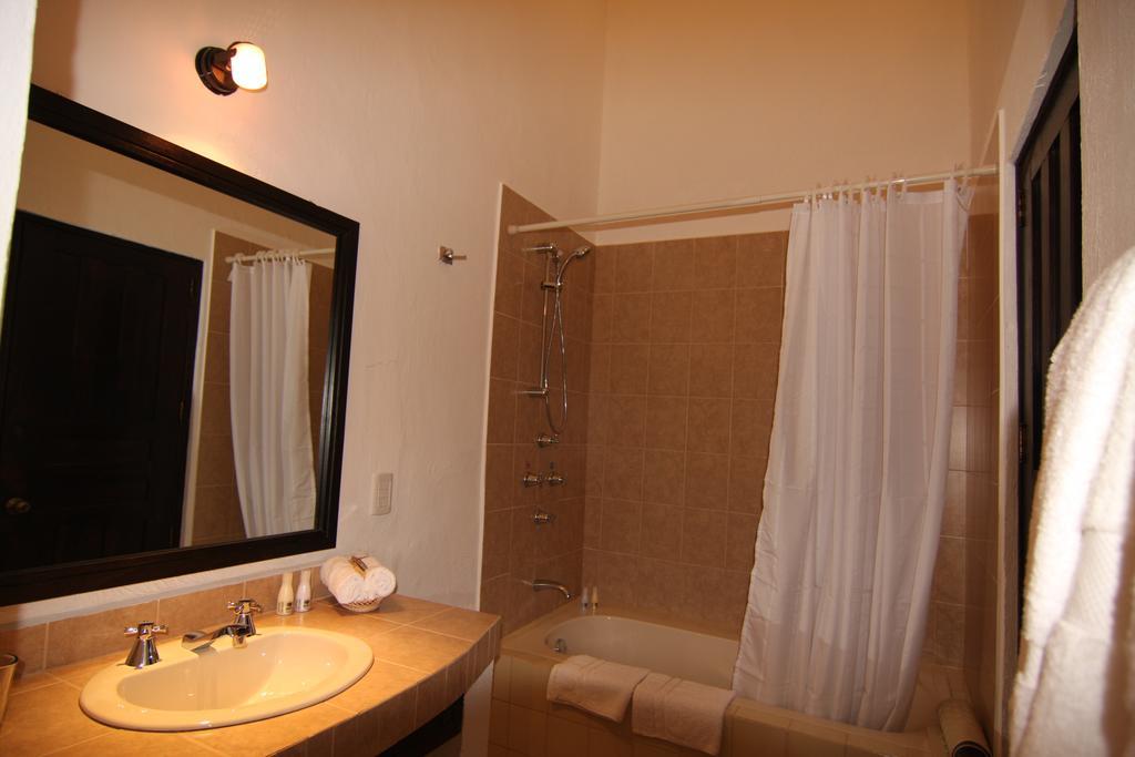 Hotel Villa Del Villar Querétaro Kültér fotó